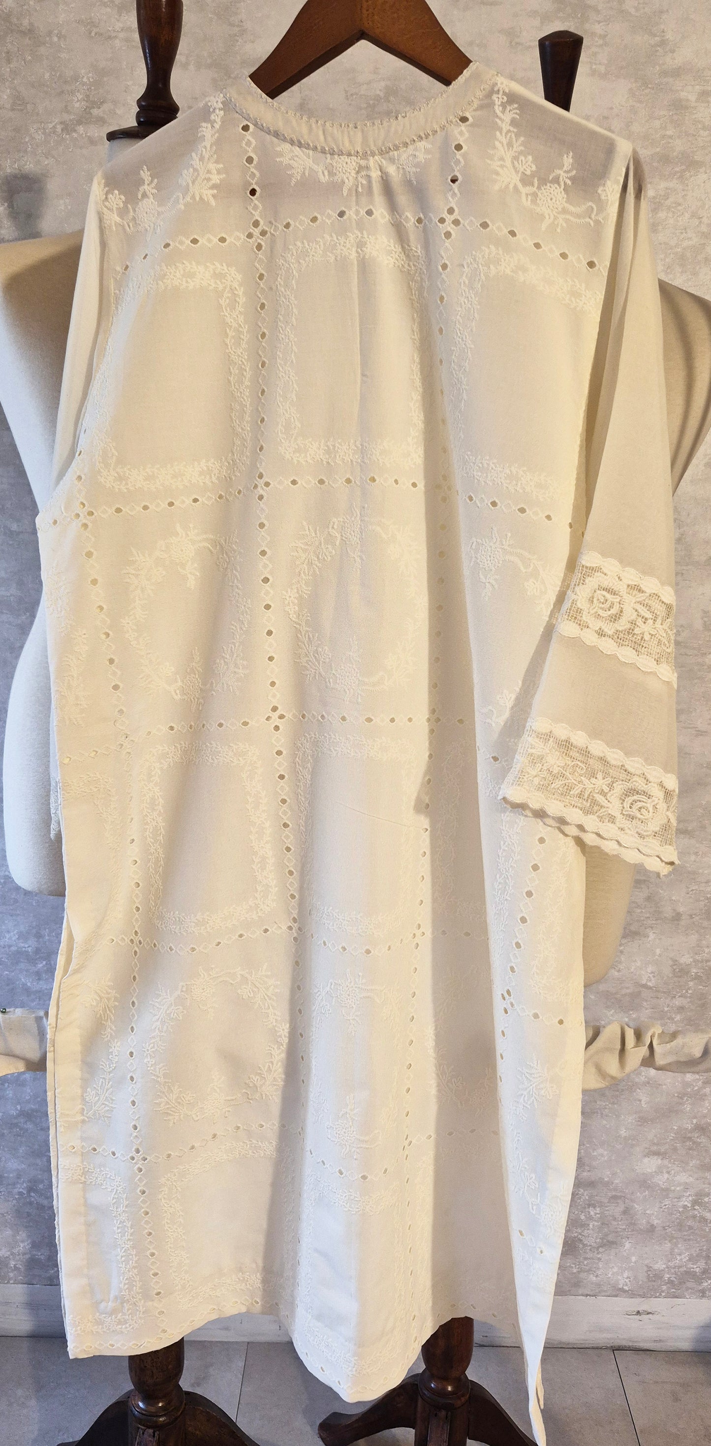 Kurta Dhaka Malmal Lawn