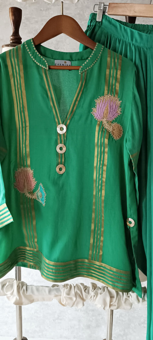 Summer Edit - Malmal with Kimkhawb Applique Kurta & Lungi Set - Apple Green