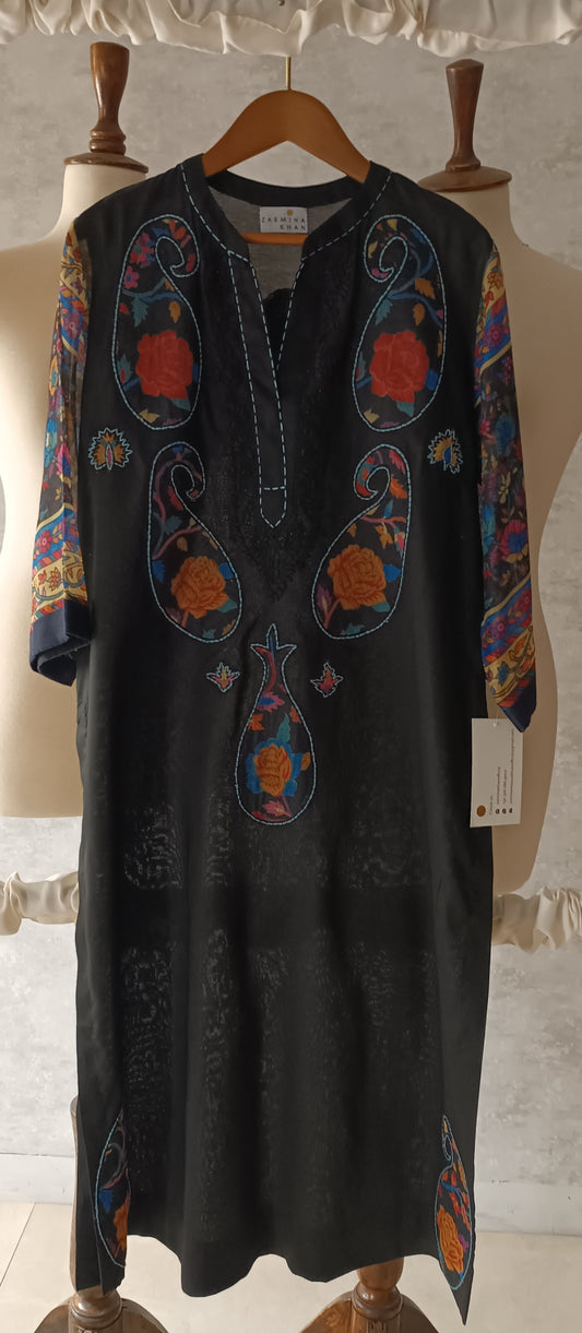 Summer Edit - - Black with Paisely Applique