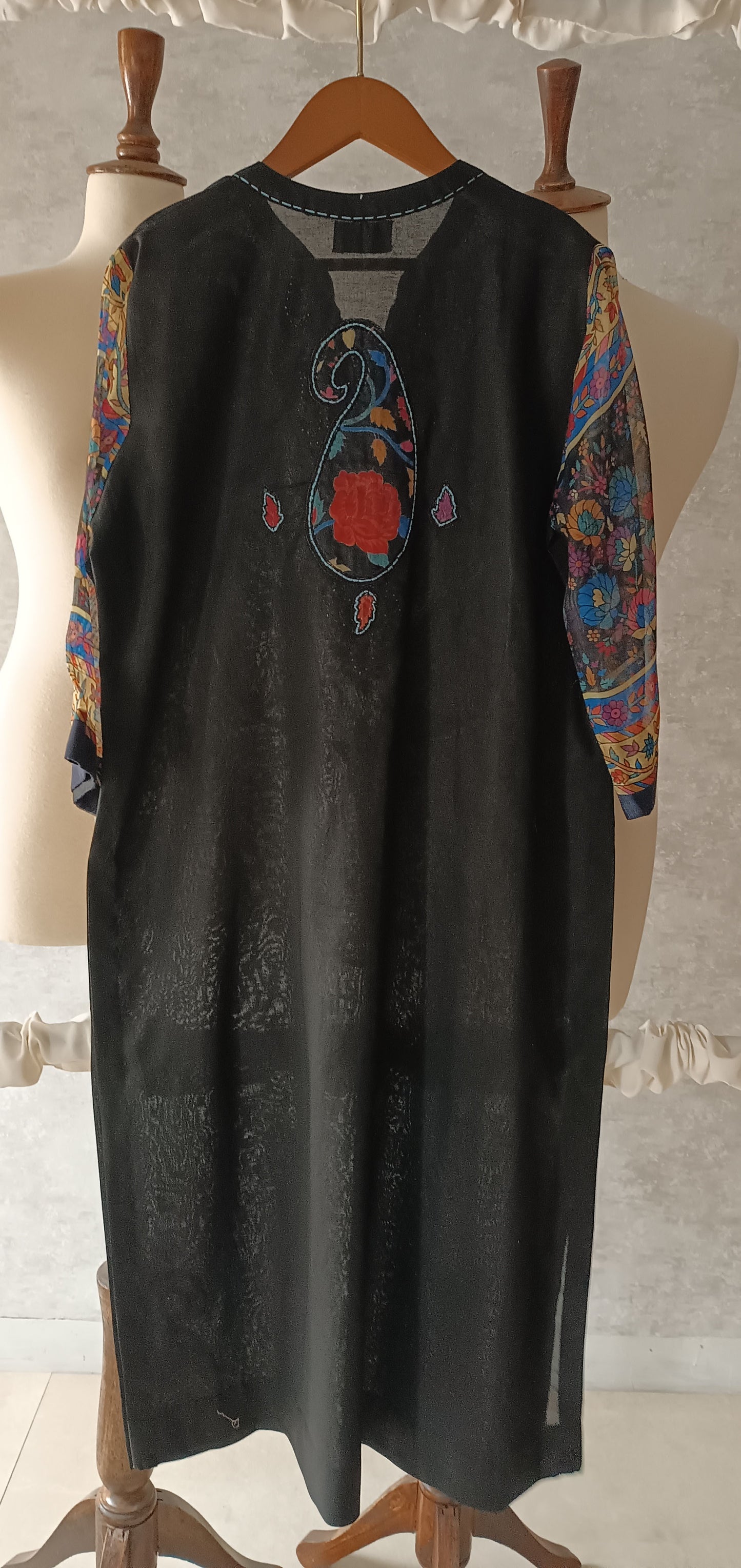 Summer Edit - - Black with Paisely Applique