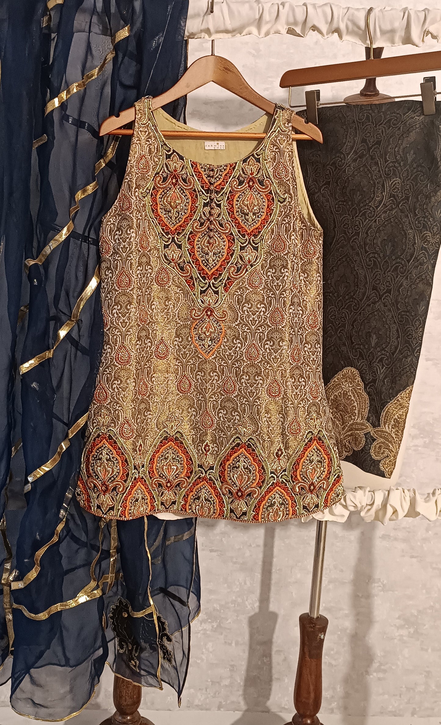 Wedding Edit - Pure Jamawar Rani Embellished Set