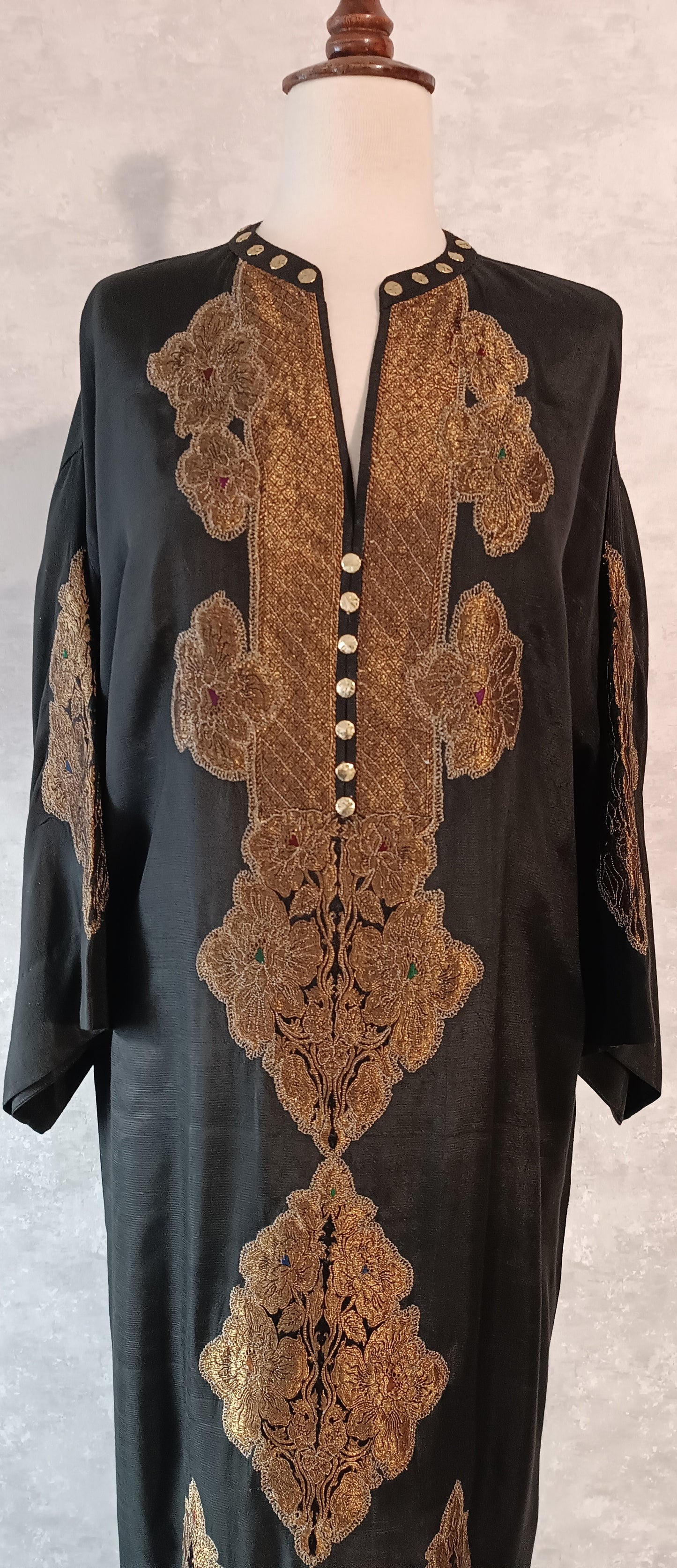 Dholki Edit - Pure Maple Raw Silk Kaftan Kimkhawab Applique - Black