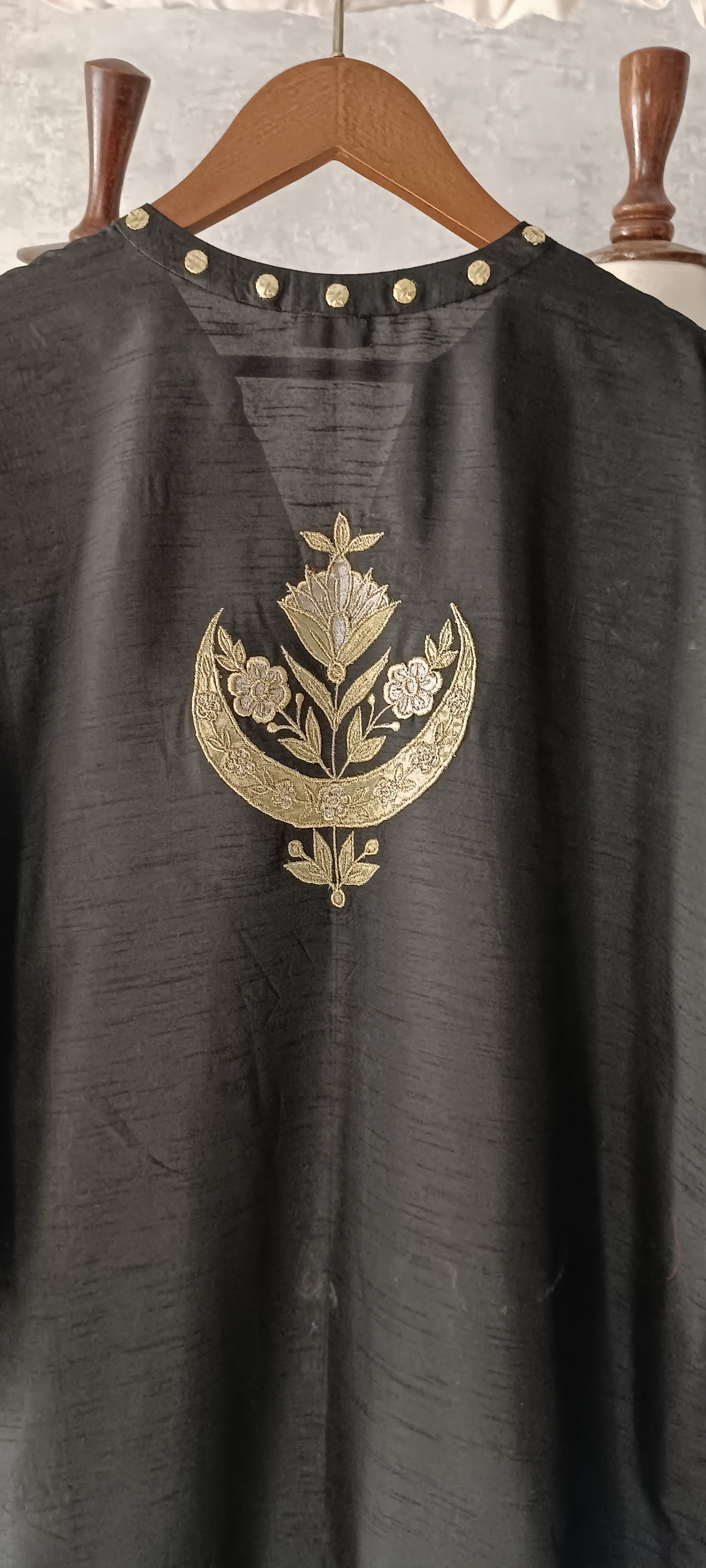 Dholki Edit - Kaftan - Chaand Phool Applique (Black)