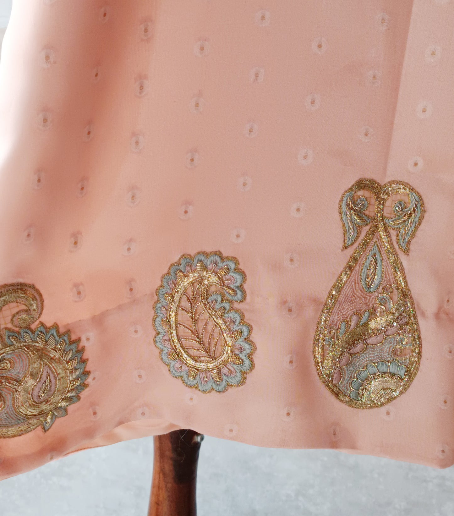 Dholki Edit - Pure Sheesha Bundki Silk - Blush Pink Paisely
