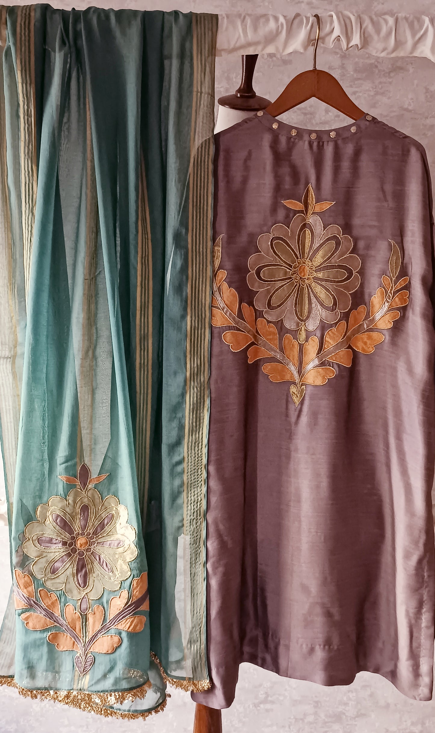 Dholki Edit - Pure Maple Raw Silk- Earthy Lavendar with Persian Green