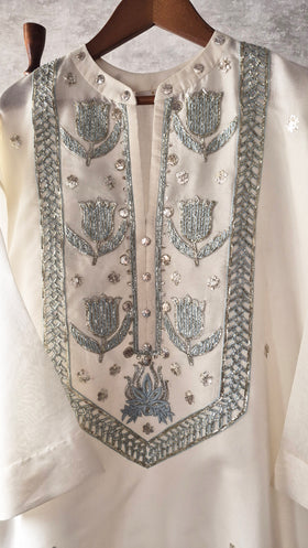 Dhaka malmal Tulip Kurta