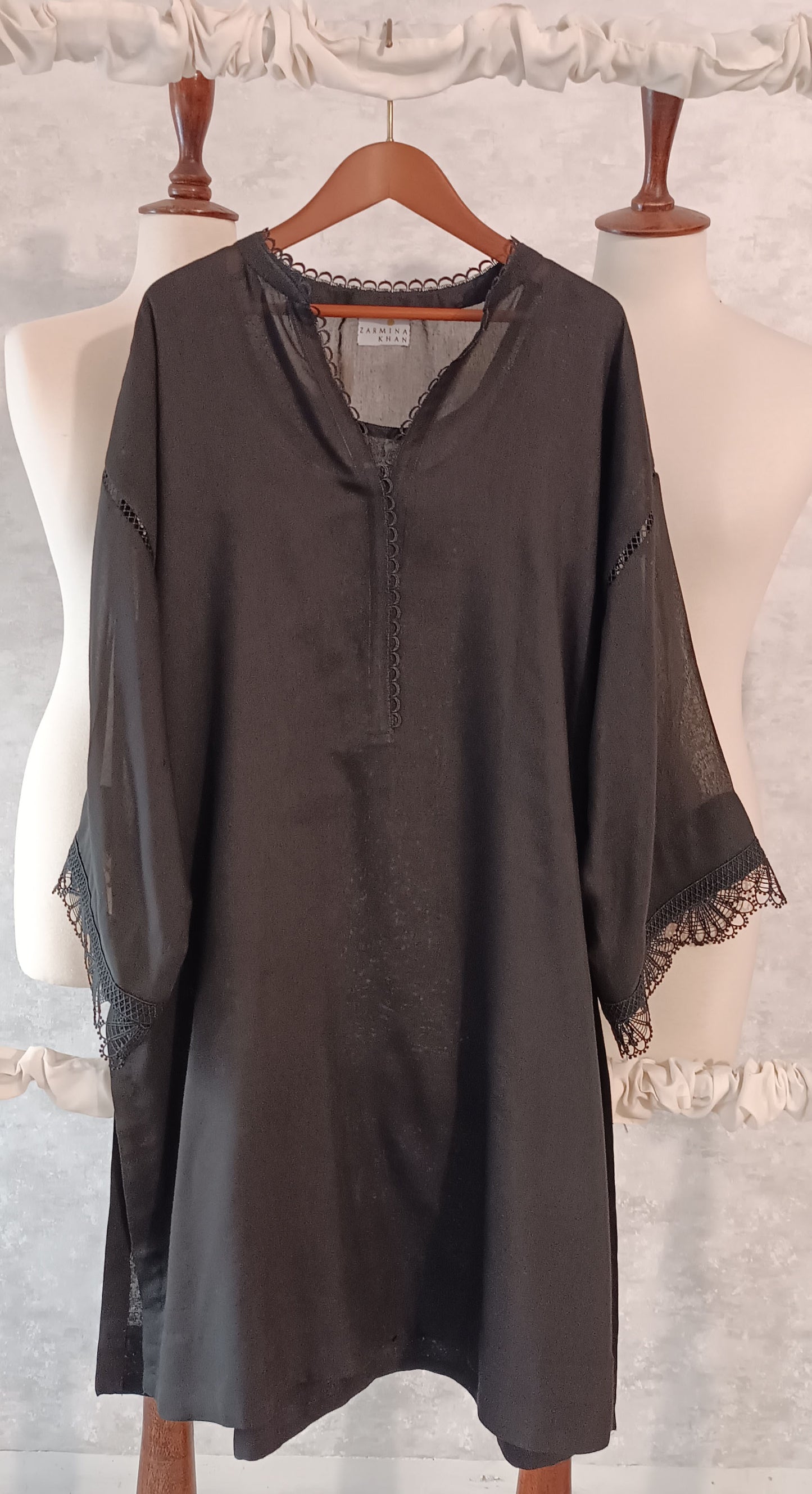 Black Edit - Malmal Kurta with Lace