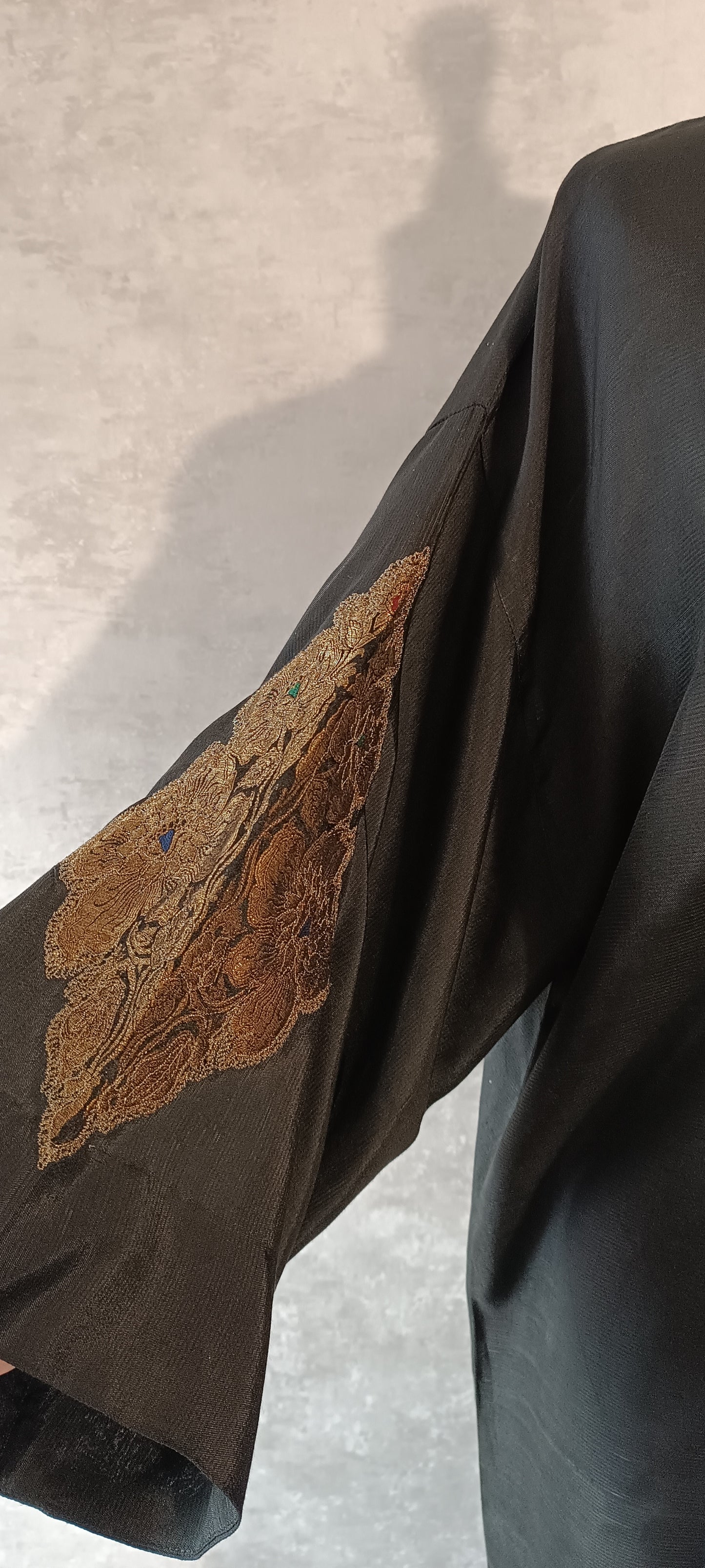 Dholki Edit - Pure Maple Raw Silk Kaftan Kimkhawab Applique - Black