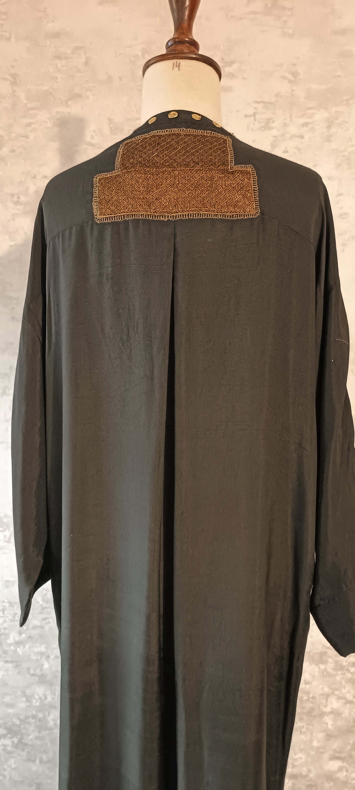 Dholki Edit - Pure Maple Raw Silk Kaftan Kimkhawab Applique - Black