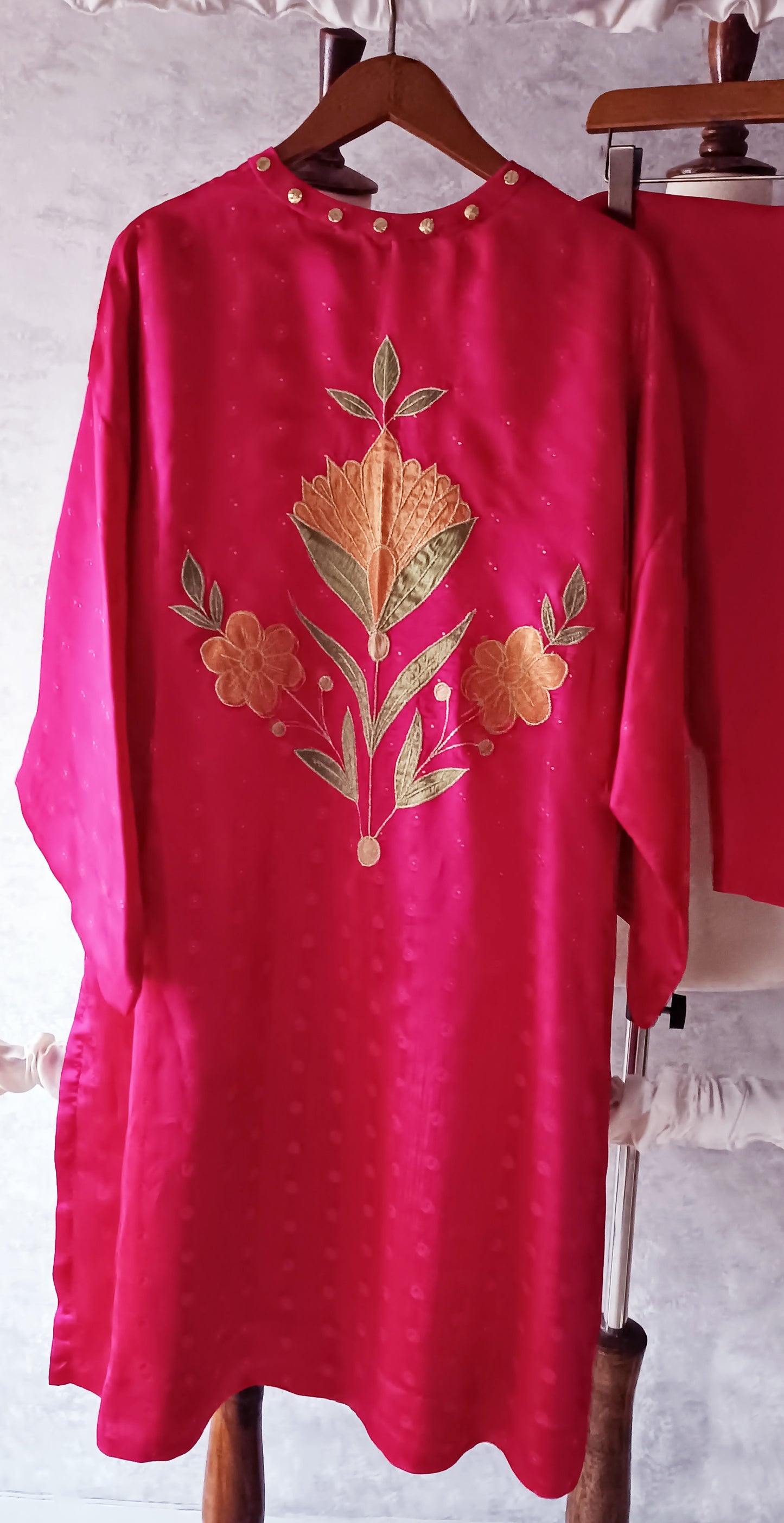 Dholki Edit - Pure Sheesha Bundki Silk - Hot Pink Chaand Phool