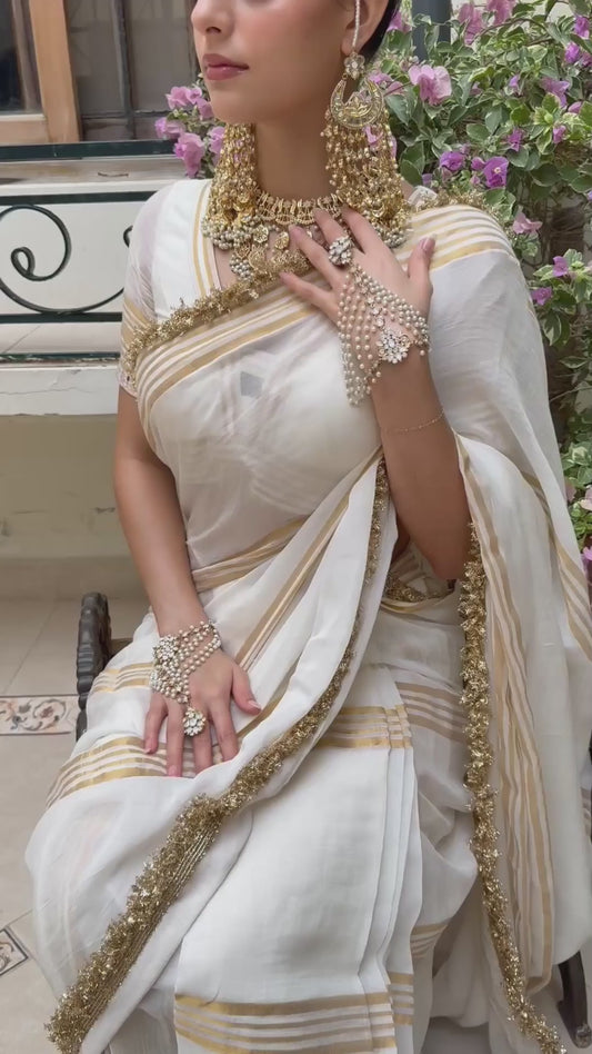 Sari - Dhaka Malmal Ghagra Sari (soft white)