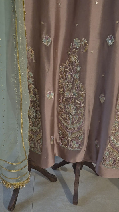 Lavendar Heritage Paisely