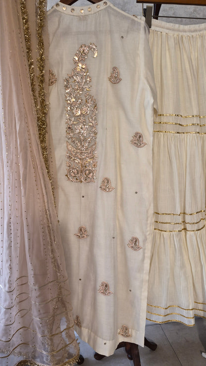 Kurta Paisely