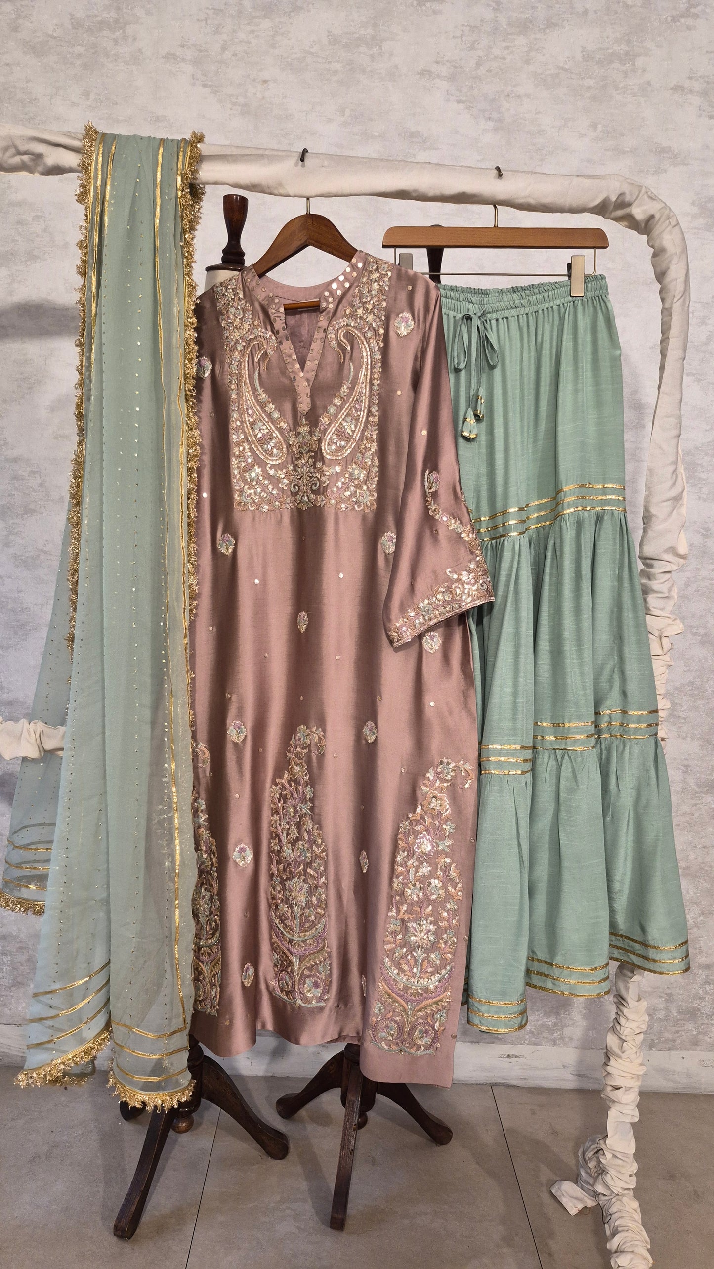 Lavendar Heritage Paisely
