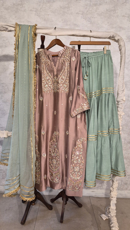 Lavendar Heritage Paisely