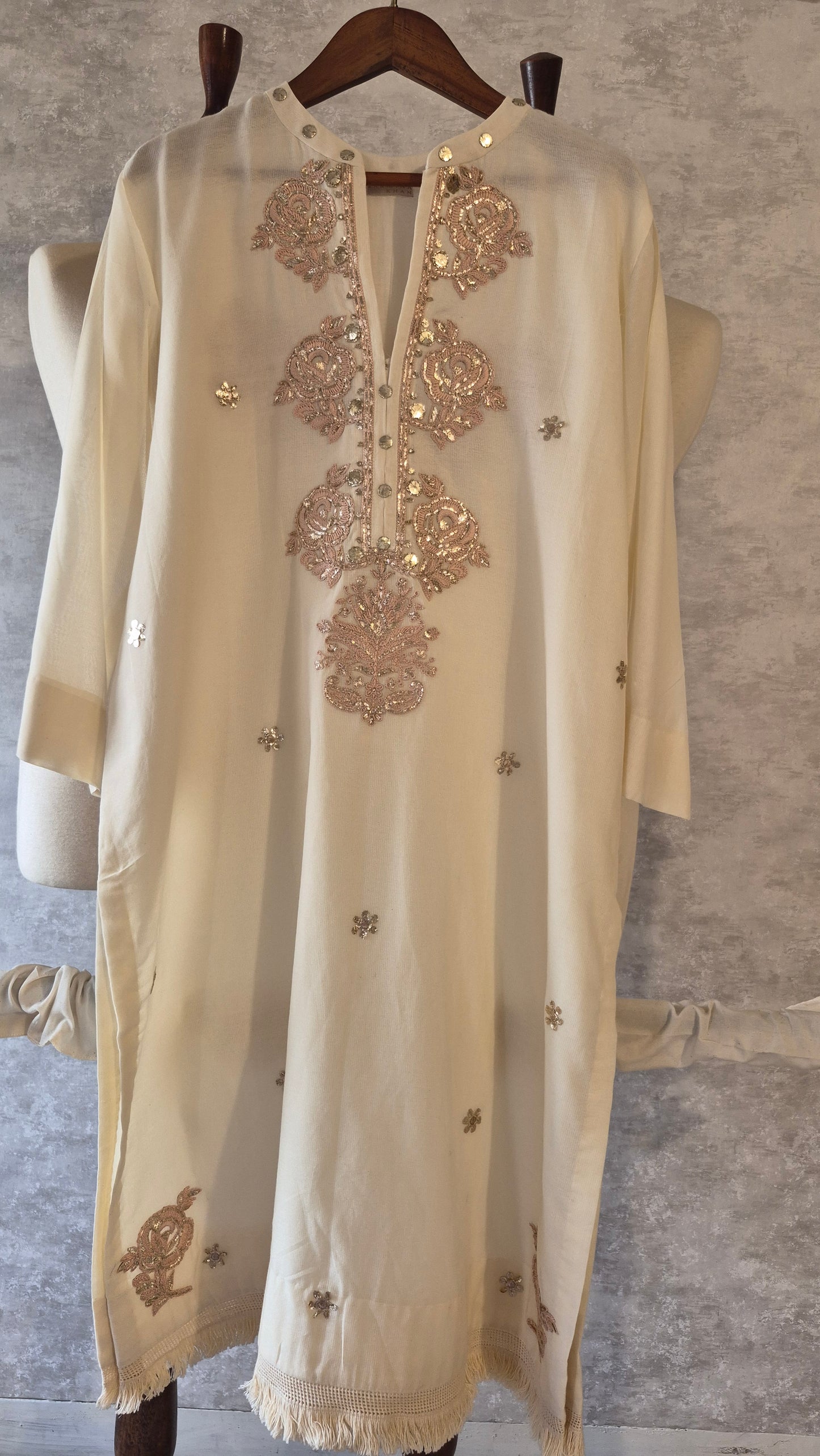 Dhaka malmal Rose Kurta