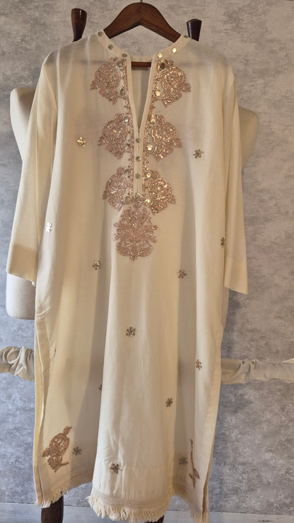 Dhaka malmal Rose Kurta