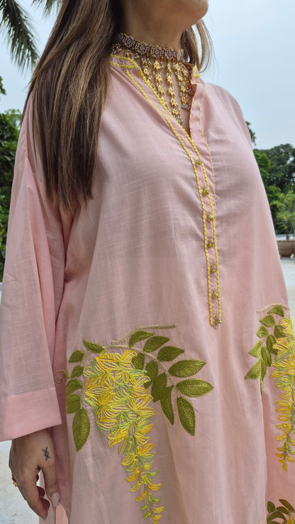 Amaltas Kurta