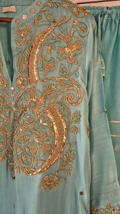 Celestial Tiffany Blue Paisely