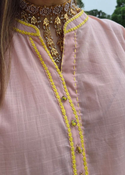 Amaltas Kurta