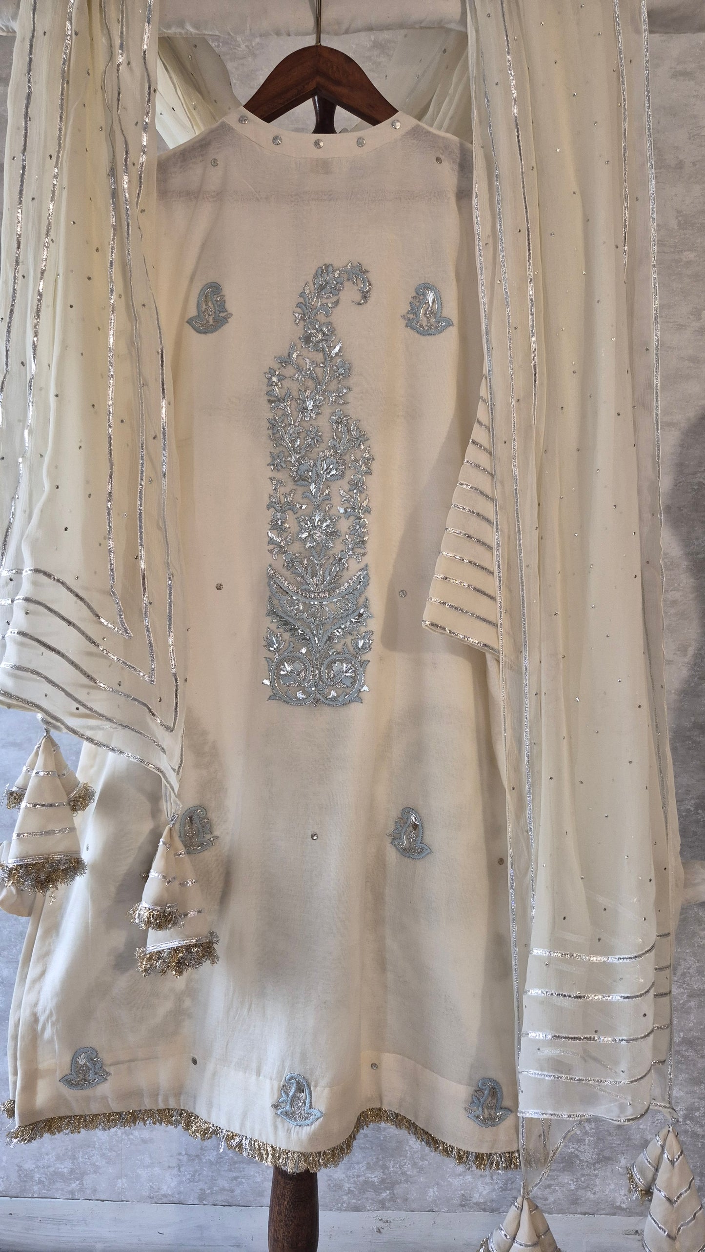 Kurta Paisely