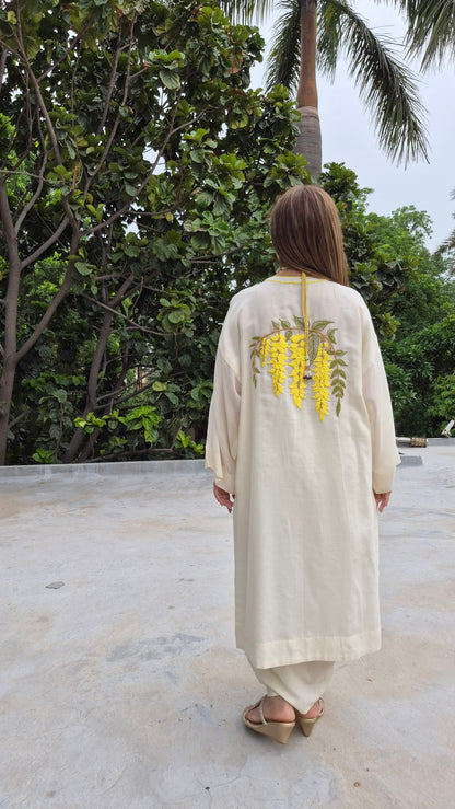 Amaltas Kurta
