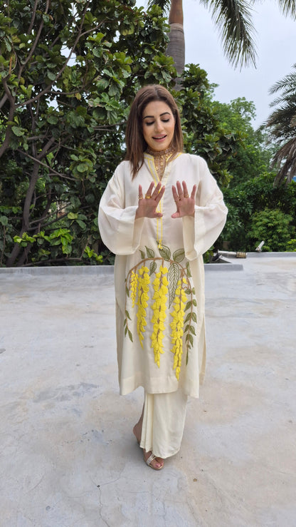 Amaltas Kurta