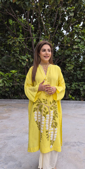 Amaltas Kurta
