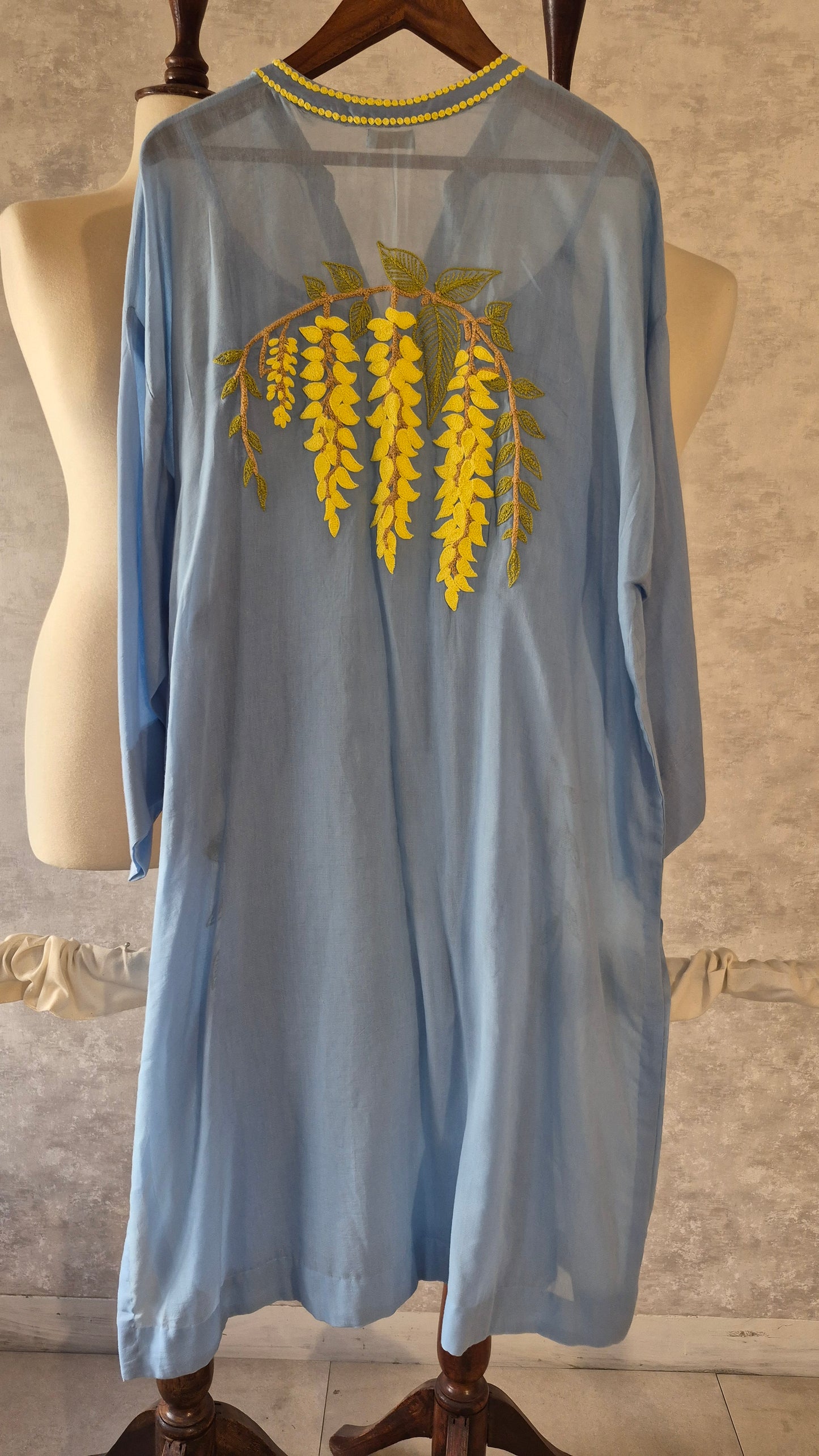 Amaltas Kurta