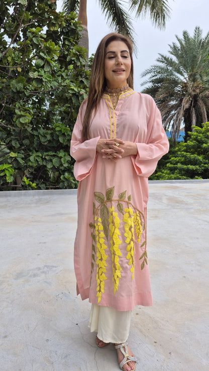 Amaltas Kurta