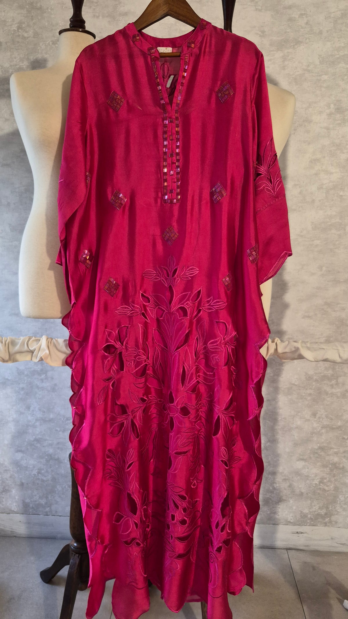 Kaftan Rich Hot Fuschia Pink